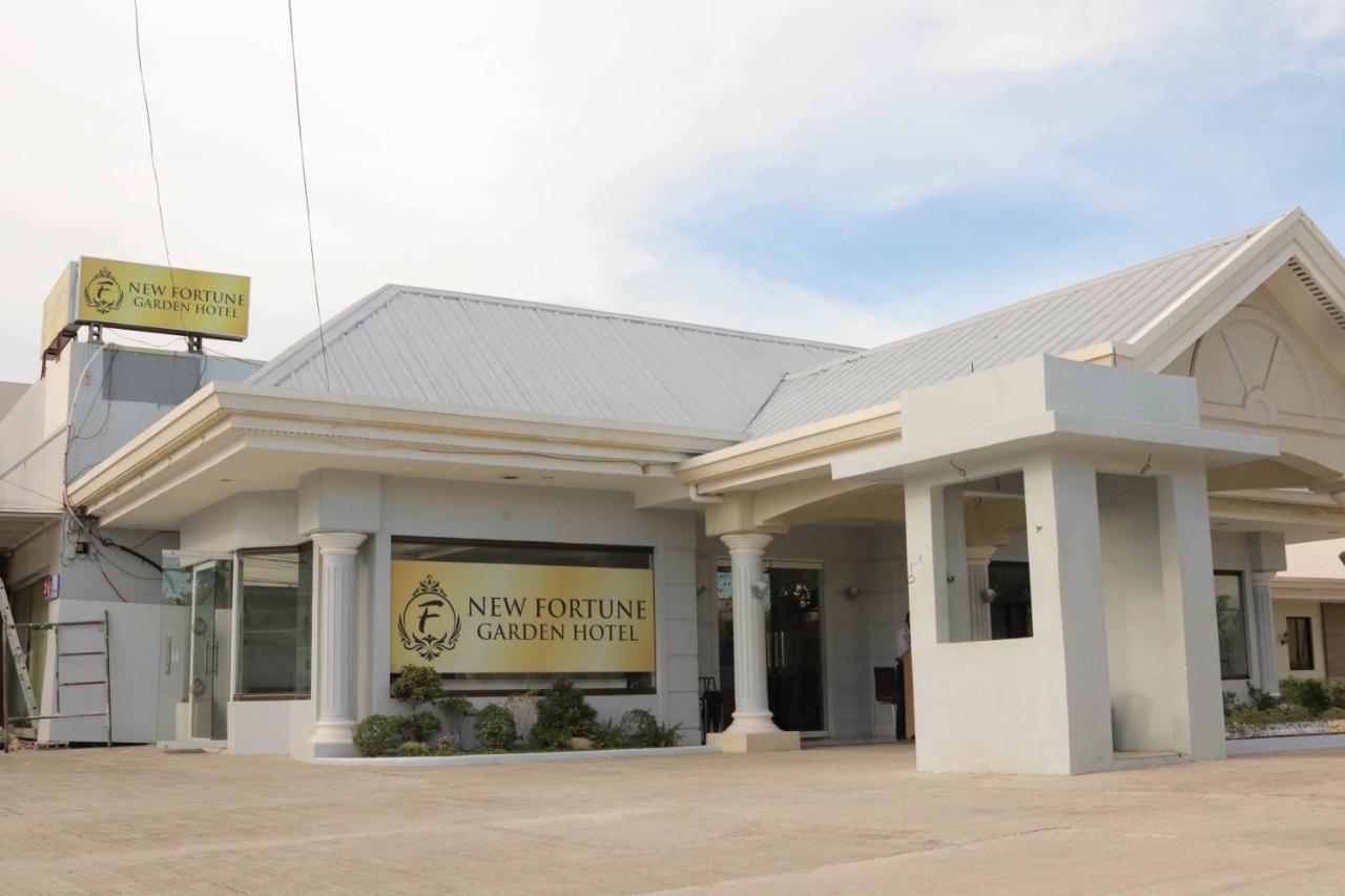 Reddoorz Premium @ Wireless Mandaue Cebu Hotel Exterior photo